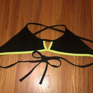 Jolyn Contrast Luke Top